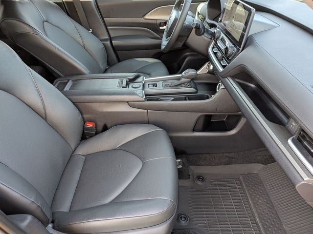 2025 Toyota GRAND HIGHLANDER HEV XLE
