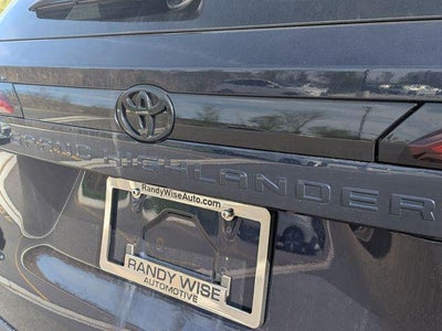 2025 Toyota GRAND HIGHLANDER HEV XLE
