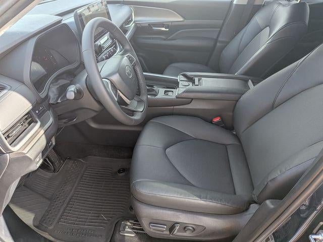 2025 Toyota GRAND HIGHLANDER HEV XLE