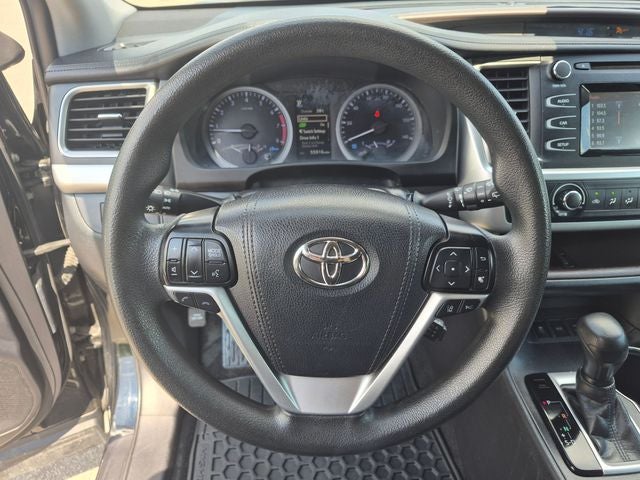 2019 Toyota HIGHLANDER LE V6 AWD LE