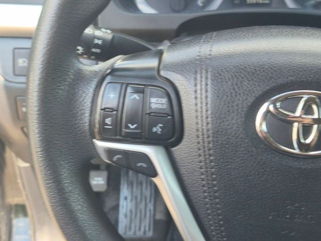 2019 Toyota HIGHLANDER LE V6 AWD LE