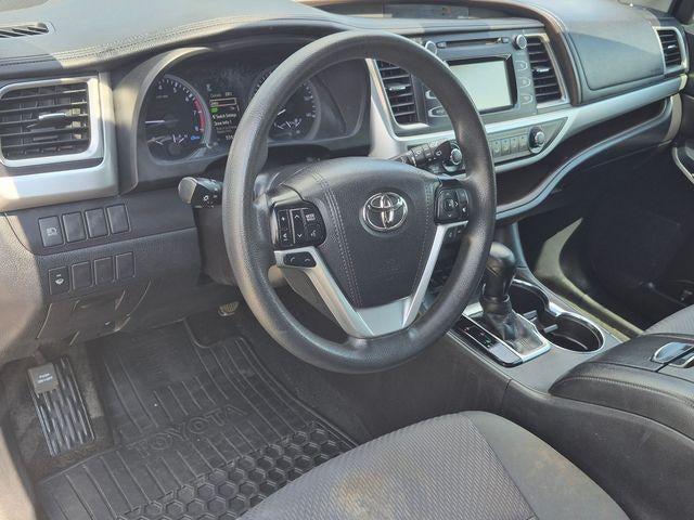 2019 Toyota HIGHLANDER LE V6 AWD LE
