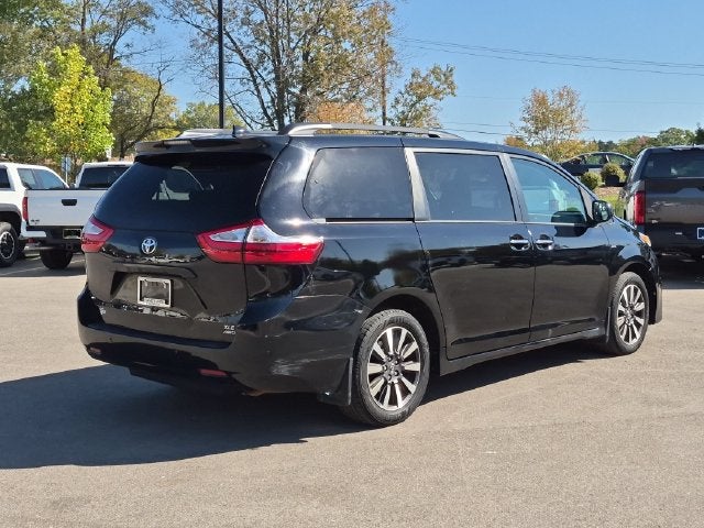 2018 Toyota Sienna XLE Premium 7 Passenger