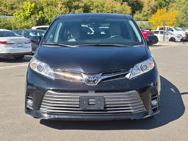 2018 Toyota Sienna XLE Premium 7 Passenger