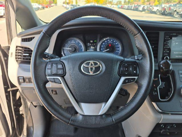 2018 Toyota Sienna XLE Premium 7 Passenger