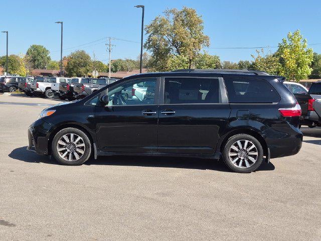 2018 Toyota Sienna XLE Premium 7 Passenger