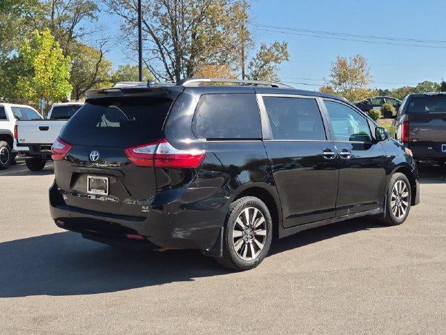 2018 Toyota Sienna XLE Premium 7 Passenger
