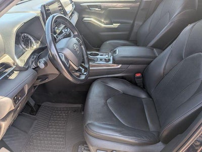 2022 Toyota Highlander Limited