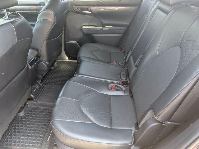2022 Toyota Highlander Limited