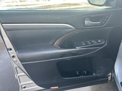 2017 Toyota HIGHLANDER Limited