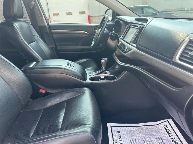 2017 Toyota HIGHLANDER Limited