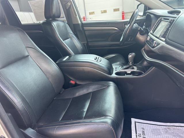 2017 Toyota HIGHLANDER Limited