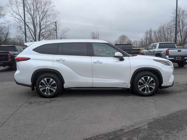 2022 Toyota HIGHLANDER HYBRD XLE