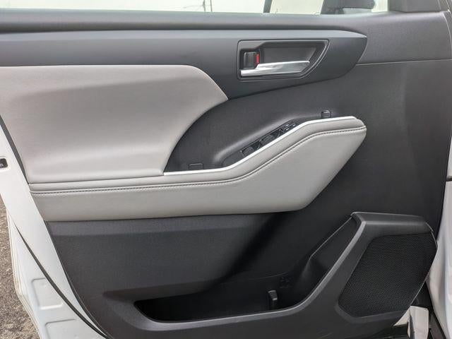 2022 Toyota HIGHLANDER HYBRD XLE