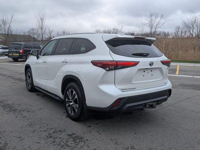 2022 Toyota HIGHLANDER HYBRD XLE
