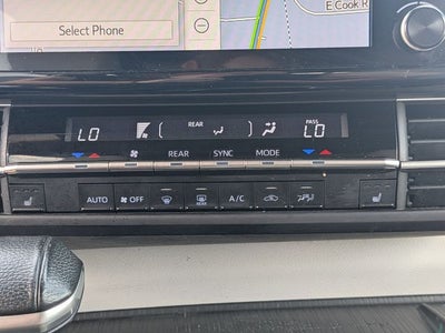 2022 Toyota Sienna XSE 7 Passenger