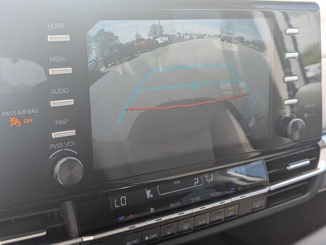 2022 Toyota Sienna LE 8 Passenger