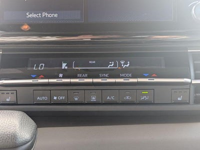 2022 Toyota Sienna LE 8 Passenger