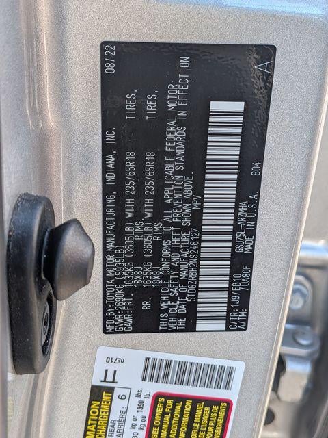 2022 Toyota HIGHLANDER XLE