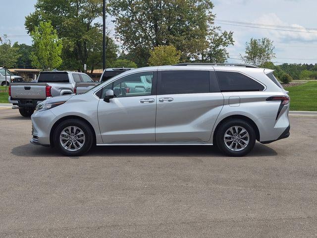 2023 Toyota Sienna XLE 7 Passenger