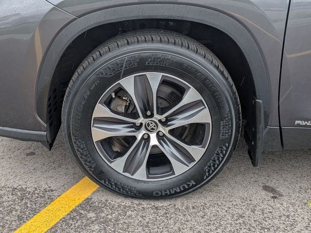 2024 Toyota HIGHLANDER HEV XLE