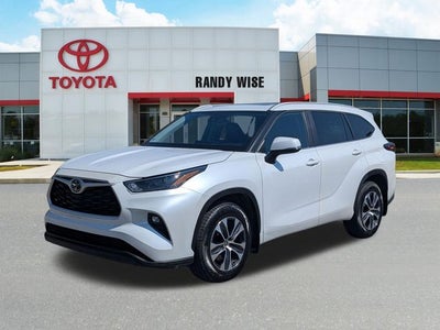 2023 Toyota Highlander XLE