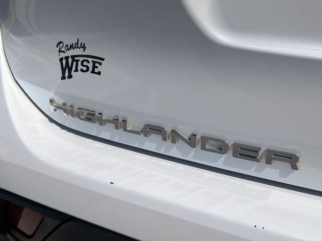 2023 Toyota Highlander XLE