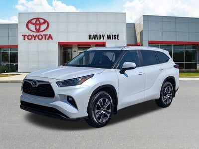 2023 Toyota Highlander XLE