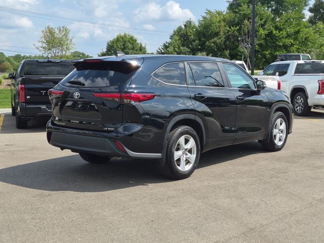 2023 Toyota Highlander LE