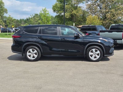 2023 Toyota Highlander LE