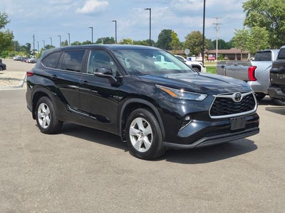 2023 Toyota Highlander LE