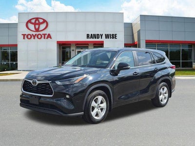 2023 Toyota Highlander LE