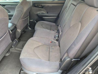2023 Toyota Highlander LE
