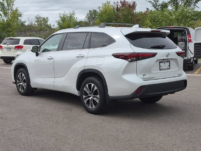 2024 Toyota Highlander XLE