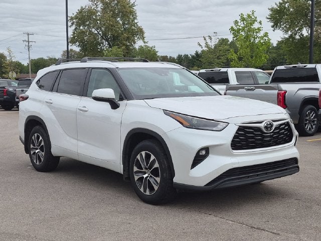 2024 Toyota Highlander XLE
