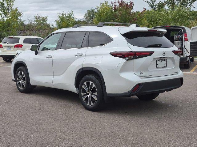 2024 Toyota Highlander XLE
