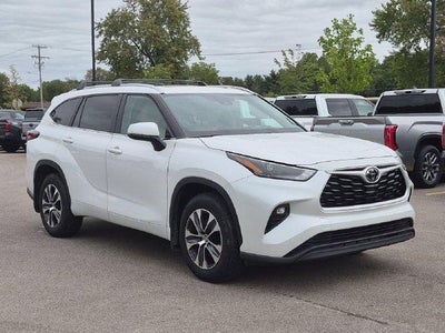 2024 Toyota Highlander XLE