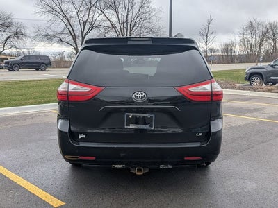 2018 Toyota SIENNA LE 3.5L LE 8 Passenger