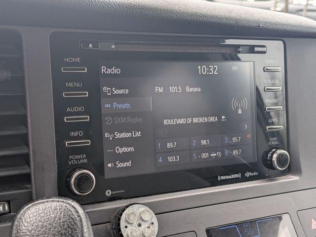 2018 Toyota SIENNA LE 3.5L LE 8 Passenger