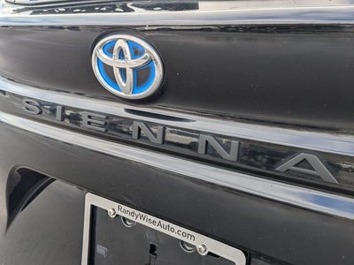 2022 Toyota SIENNA XLE XLE 8 Passenger