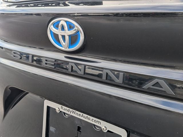 2022 Toyota SIENNA XLE XLE 8 Passenger