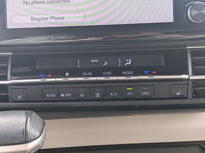 2022 Toyota SIENNA XLE XLE 8 Passenger