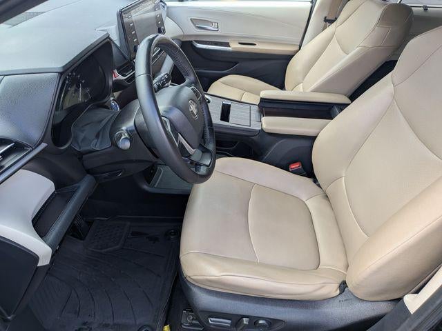 2022 Toyota SIENNA XLE XLE 8 Passenger