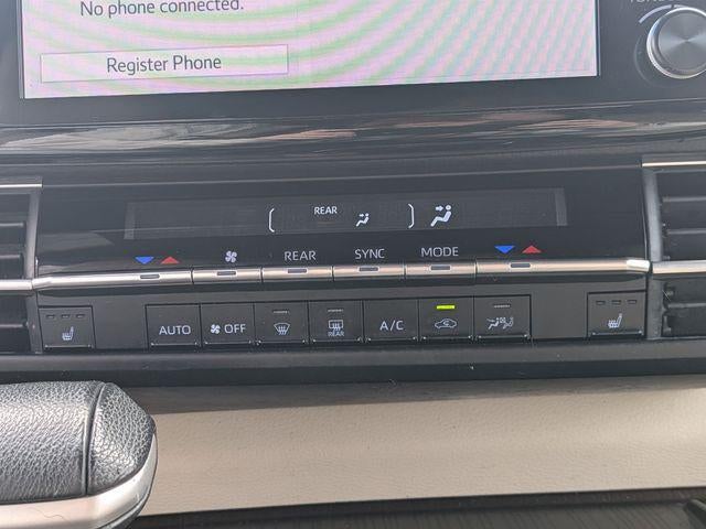 2022 Toyota SIENNA XLE XLE 8 Passenger