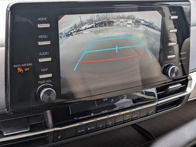 2022 Toyota SIENNA XLE XLE 8 Passenger