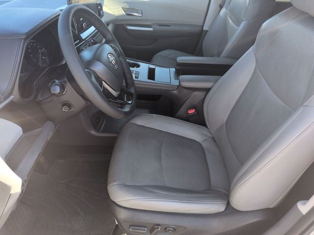 2022 Toyota SIENNA LTD AWD Limited 7 Passenger
