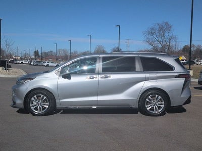 2022 Toyota SIENNA LTD AWD Limited 7 Passenger