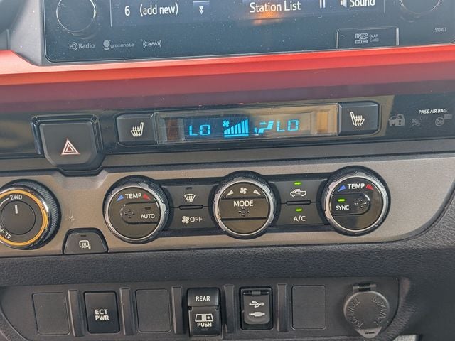 2018 Toyota TACOMA 4X4 DOUBLECAB V6 6A SB TRD Off-Road V6
