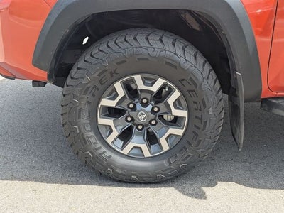 2018 Toyota TACOMA 4X4 DOUBLECAB V6 6A SB TRD Off-Road V6
