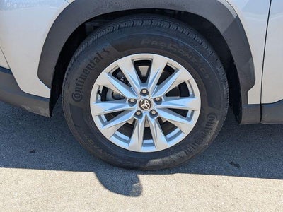 2024 Toyota Corolla Cross LE